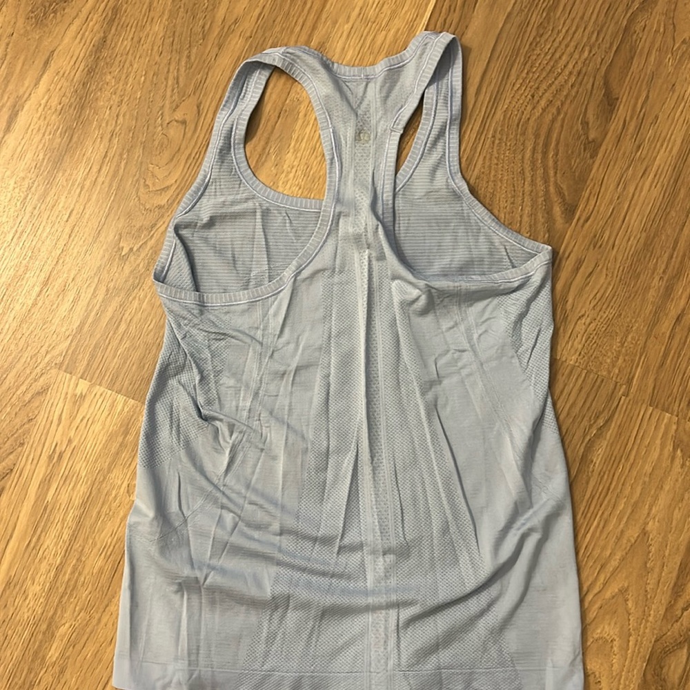 Lululemon tank top